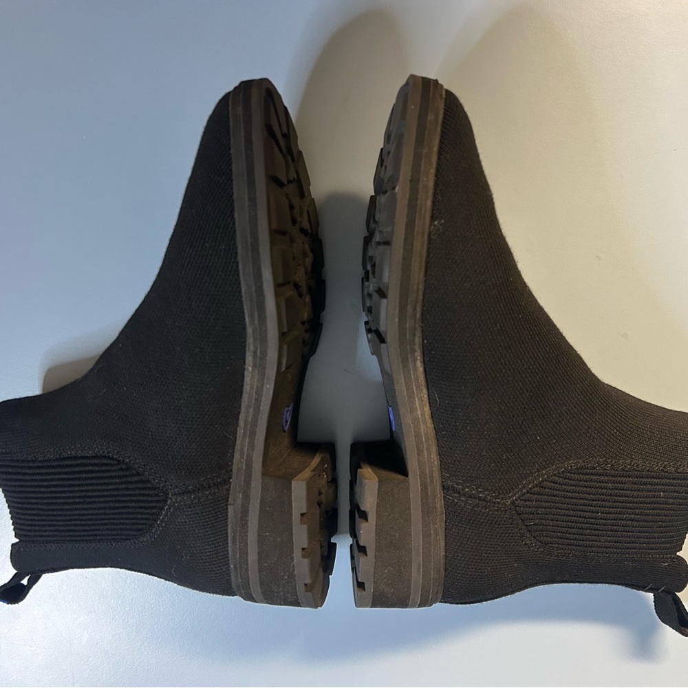 Rothy's Black Knit Chelsea Ankle Boots, Pull-On, Round Toe, Rubber Sole - Picture 4 of 7
